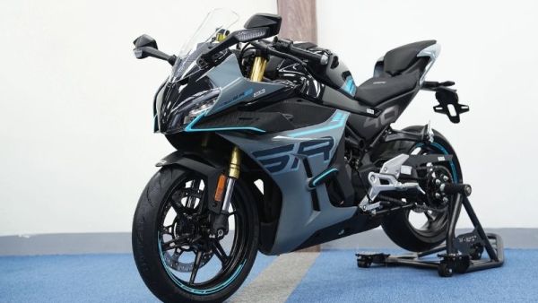 CFMOTO 450SR S - Sportbike mới với giá hơn 150 triệu đồng