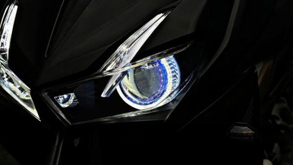 Honda Winner nâng cấp bi LED AES EV6 tại Quang Công Shop