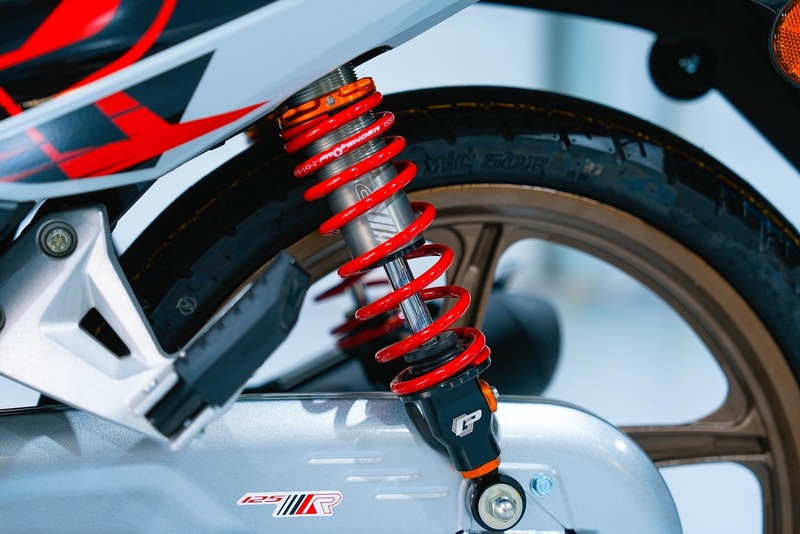 Honda Wave 125R được nâng cấp đáng kể về trang bị công nghệ