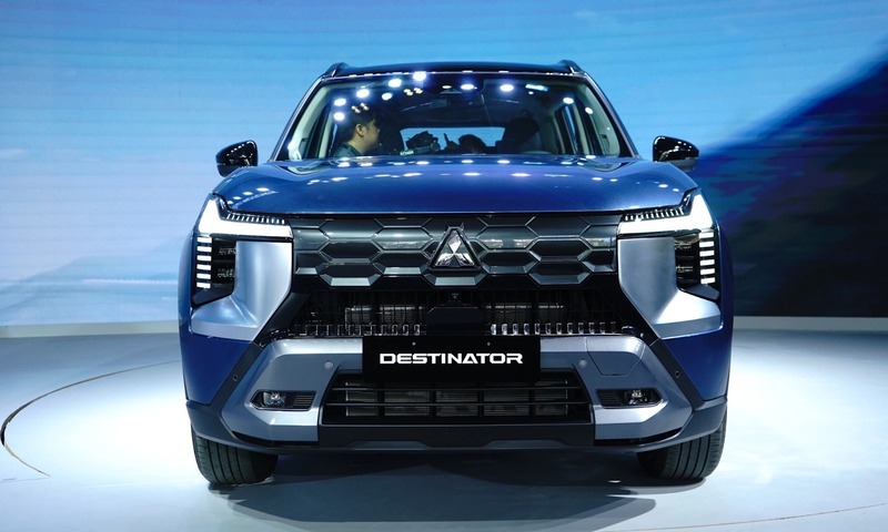 Cụm đèn LED chữ T là điểm nhấn gây ấn tượng ngay từ cái nhìn đầu tiên