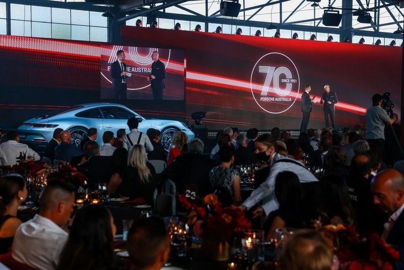 GT3 90 F.A.P đại diện cho sự kết nối giữa quá khứ, hiện tại và tương lai của Porsche