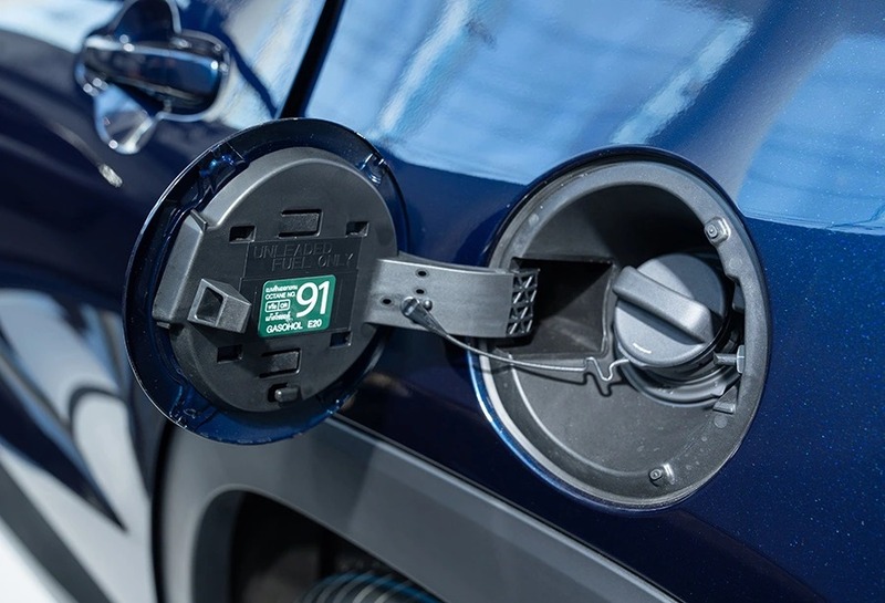 Hệ thống hybrid gồm động cơ xăng 1.5L kết hợp mô-tơ điện, đi kèm hộp số E-CVT